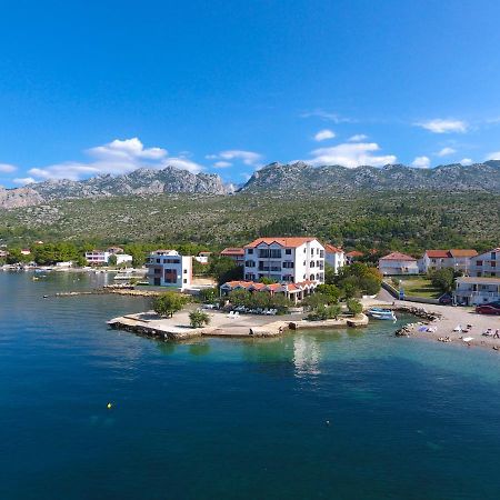 Pansion Croatia Bed & Breakfast Starigrad Paklenica Ngoại thất bức ảnh