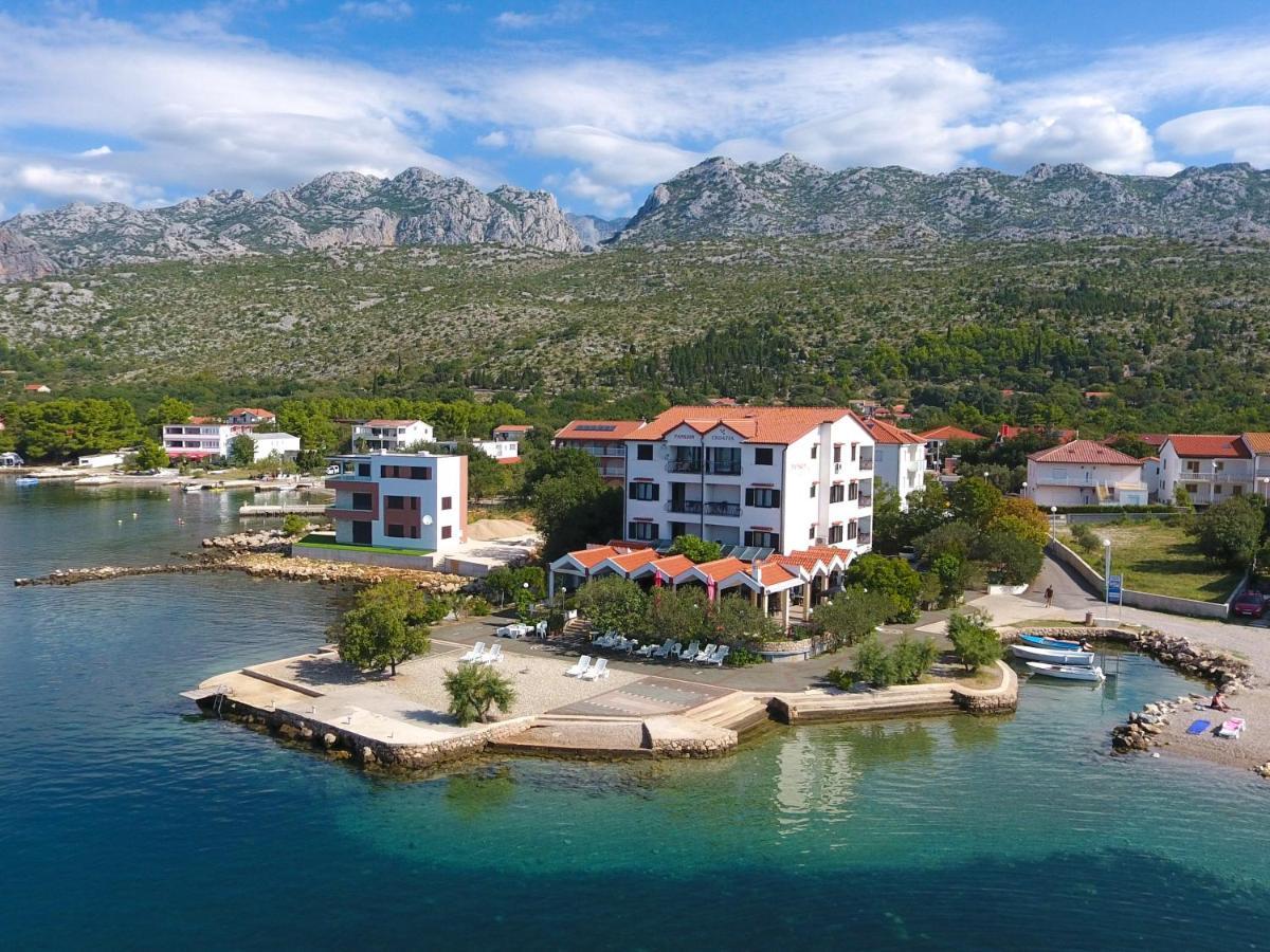 Pansion Croatia Bed & Breakfast Starigrad Paklenica Ngoại thất bức ảnh