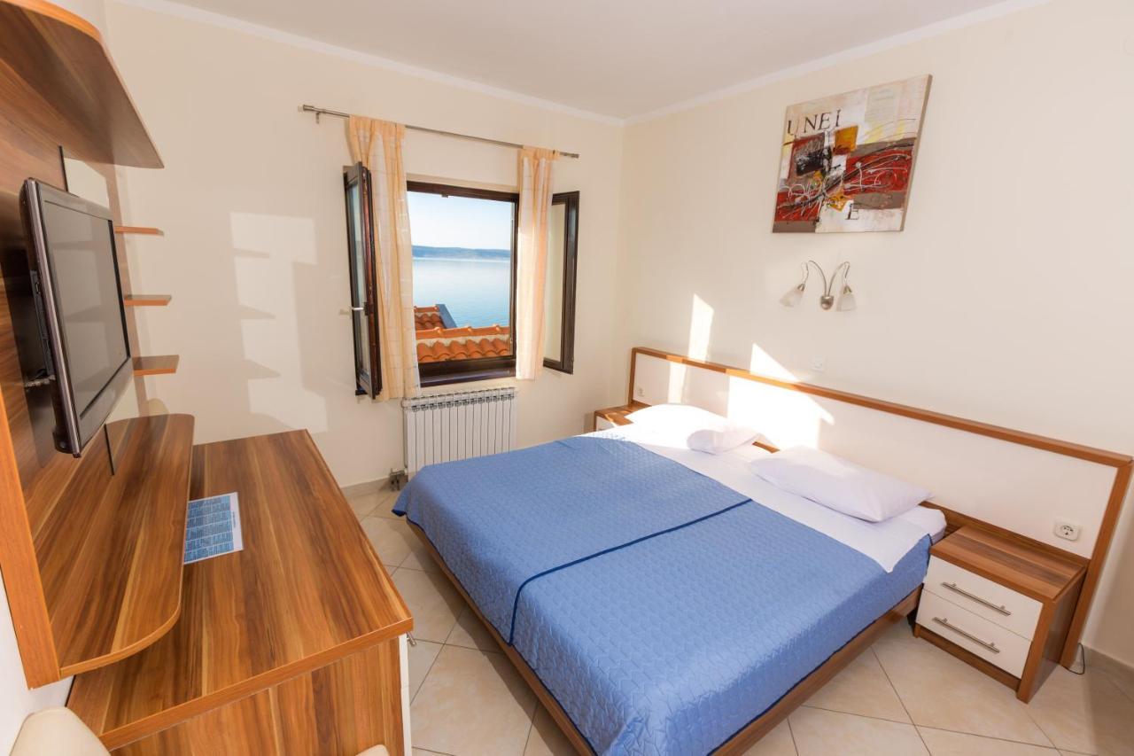 Pansion Croatia Bed & Breakfast Starigrad Paklenica Ngoại thất bức ảnh