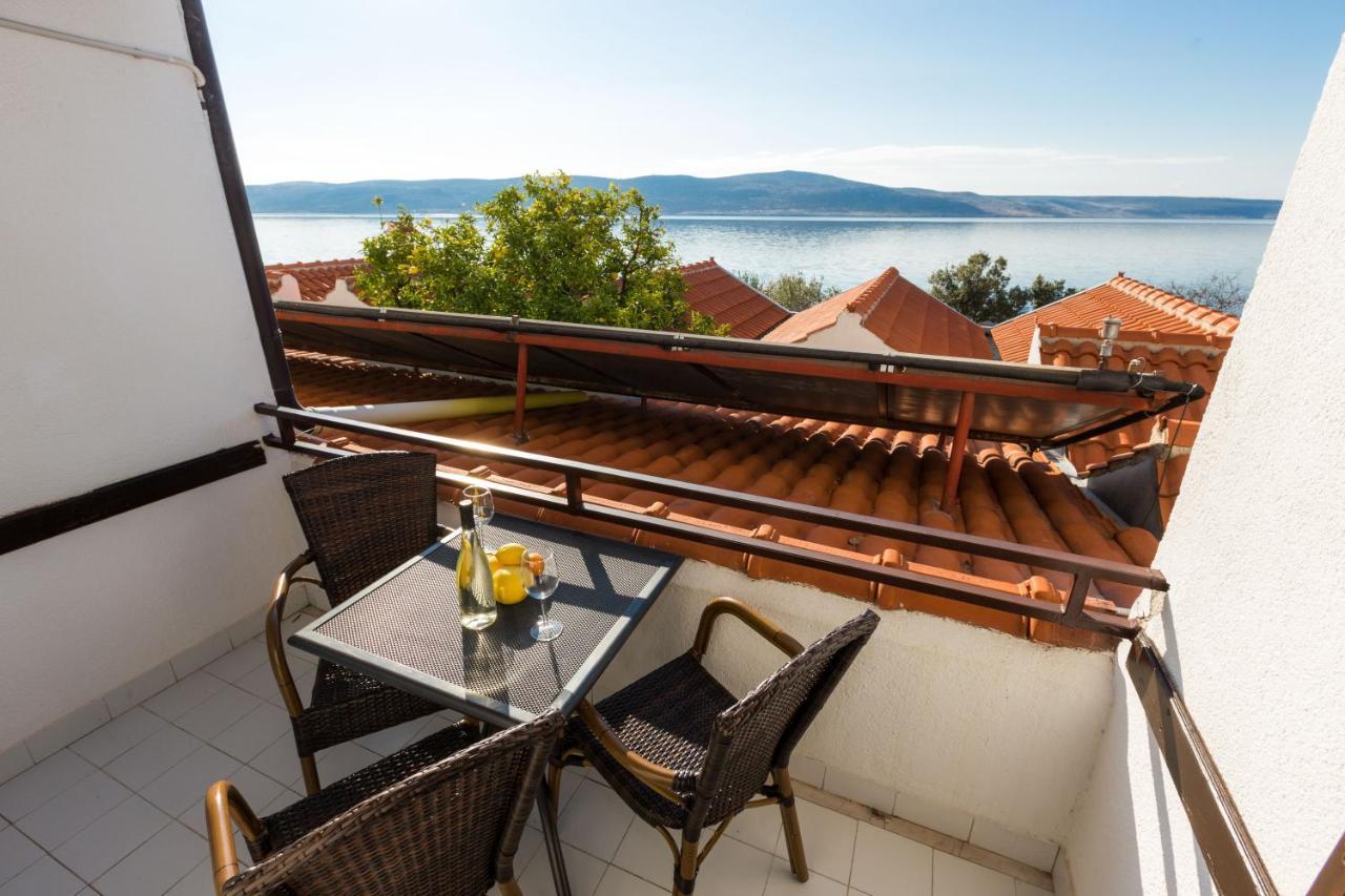 Pansion Croatia Bed & Breakfast Starigrad Paklenica Ngoại thất bức ảnh